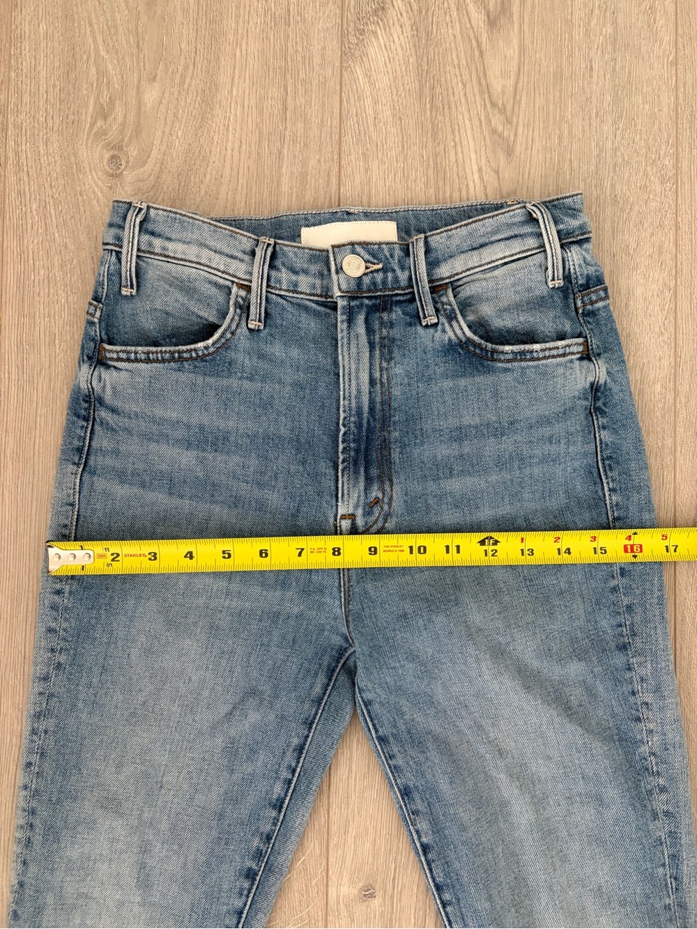 MOTHER The Hustler Ankle Fray Jeans - Picture 11 of 13